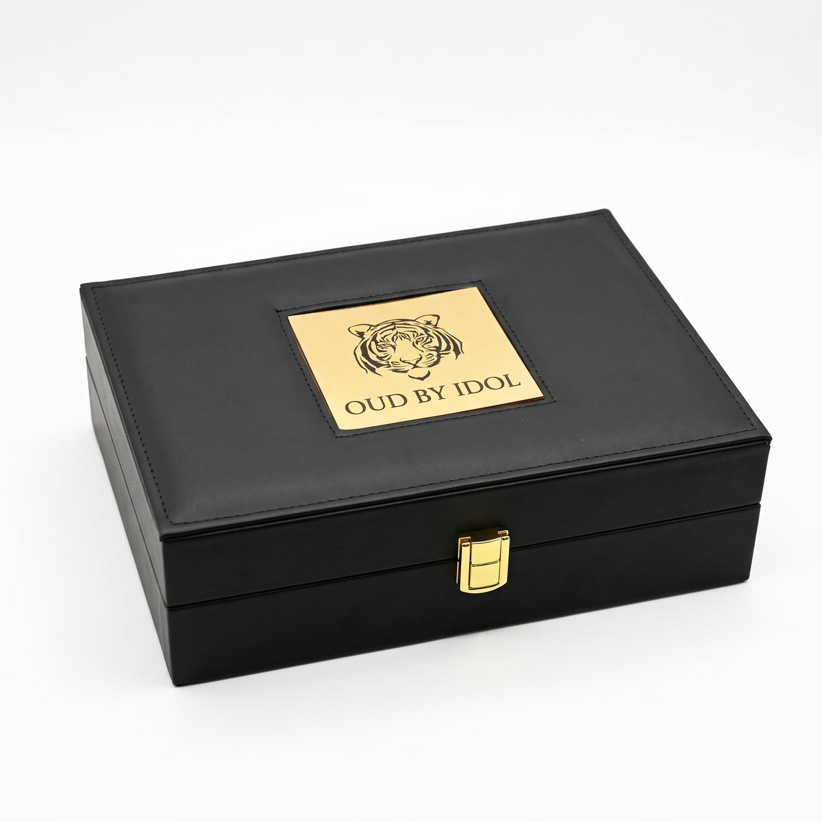 AURA OF OUD – Gift Set